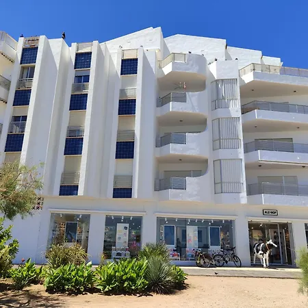 1 Linea Playa Apartment